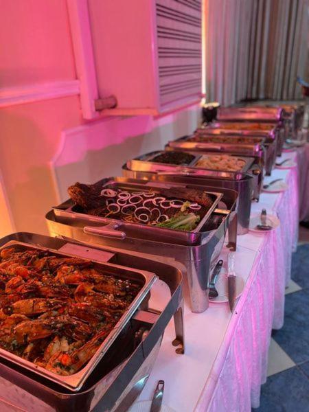 Hotel Vallée Des Princes Douala Extérieur photo